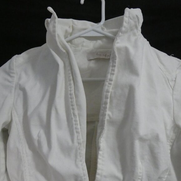 ZARA - Love Trf | small | White Denim Jacket | Gold Button Detail | Hook Closure - Picture 4 of 16
